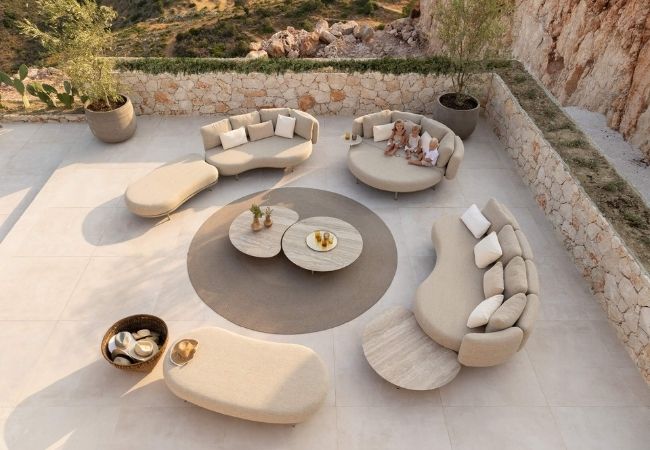 organix outdoor lounge